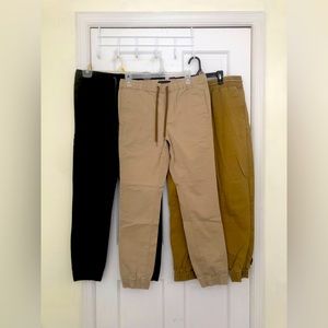 Bundle of 6 Aeropostale twill joggers size small